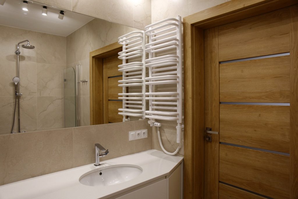 łazienka ciepły minimalizm_9pz